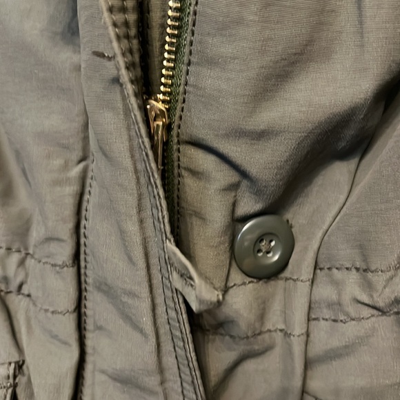 American Eagle Outfitters AEO - Parka with fuzzy shearling lining and hood XS - Picture 4 of 17